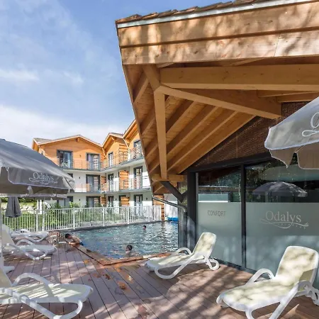 Furnished In An Attractive Town Daire *